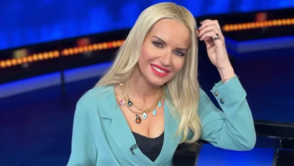 Γεννήθηκε στην Αθήνα αλλά είναι από... - Η αλήθεια για την καταγωγή της Μαρίας Μπεκατώρου