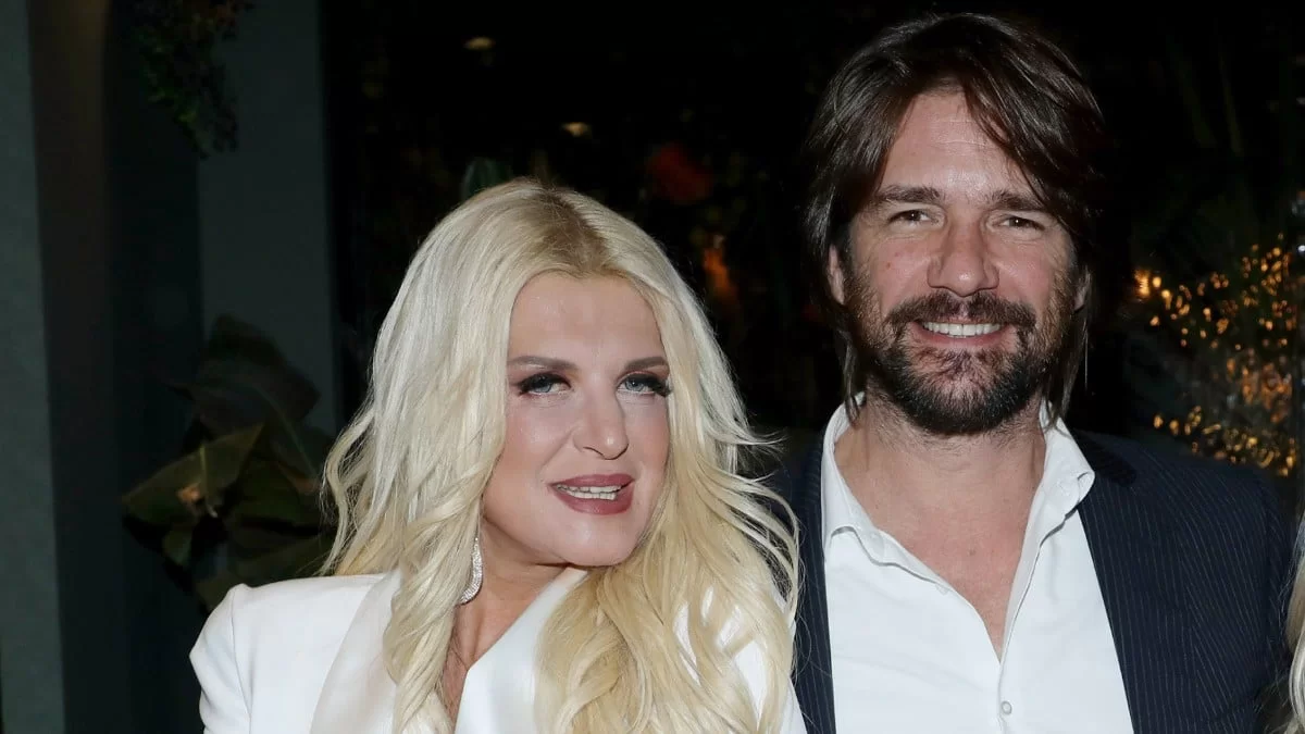 Ο Βλάσης Χολέβας γνώρισε την Μαρίνα Πατούλη στη μητέρα του - Αποκλειστικές φωτογραφίες