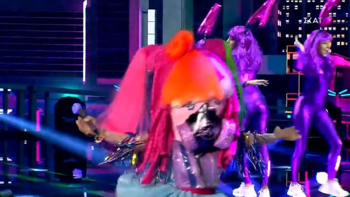 The Masked Singer: Η εμφάνιση που έκανε την Αθηνά Οικονομάκου να... - Τα «καυτό» σχόλιο του Σάκη Ρουβά