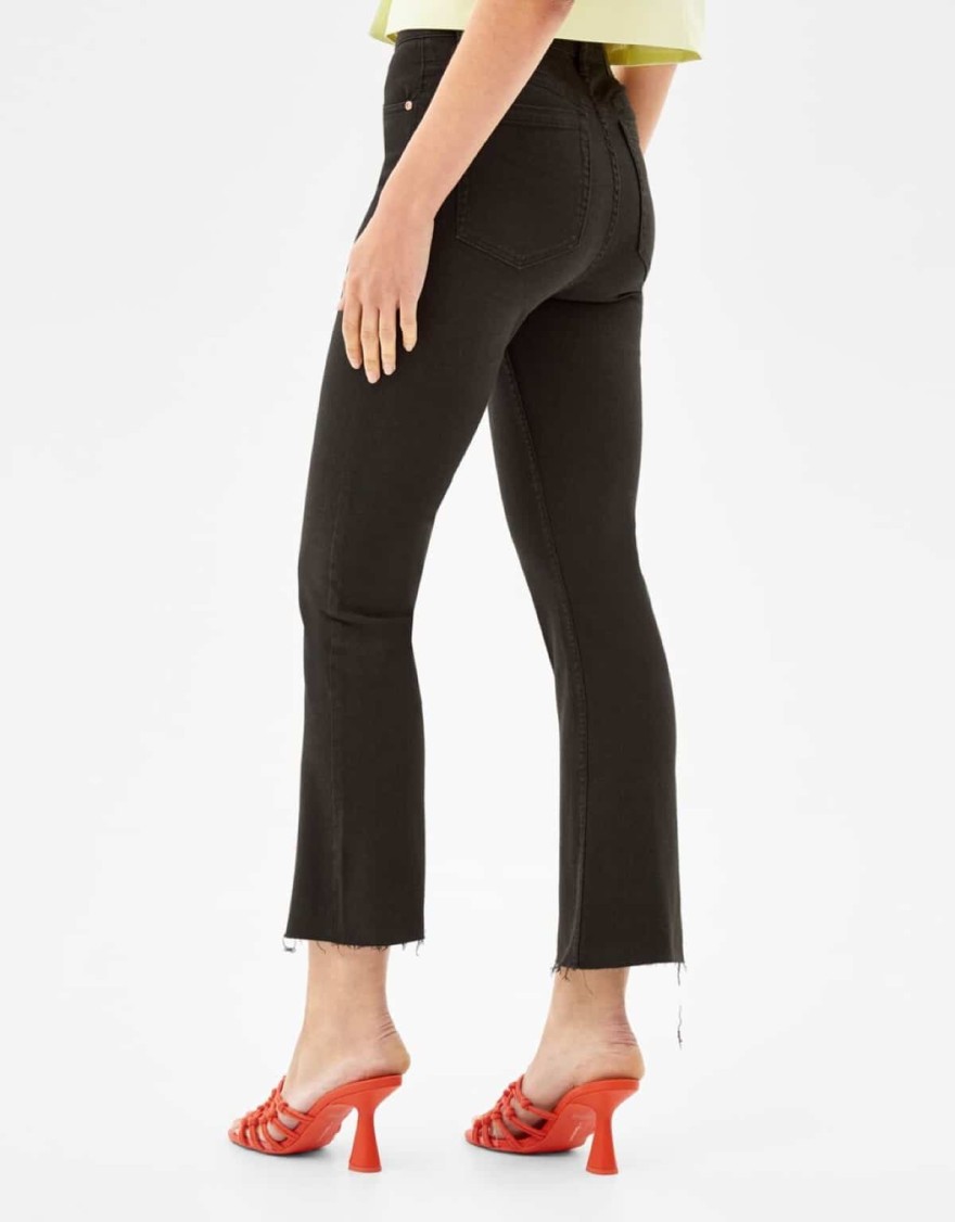 Μαύρο παντελόνι