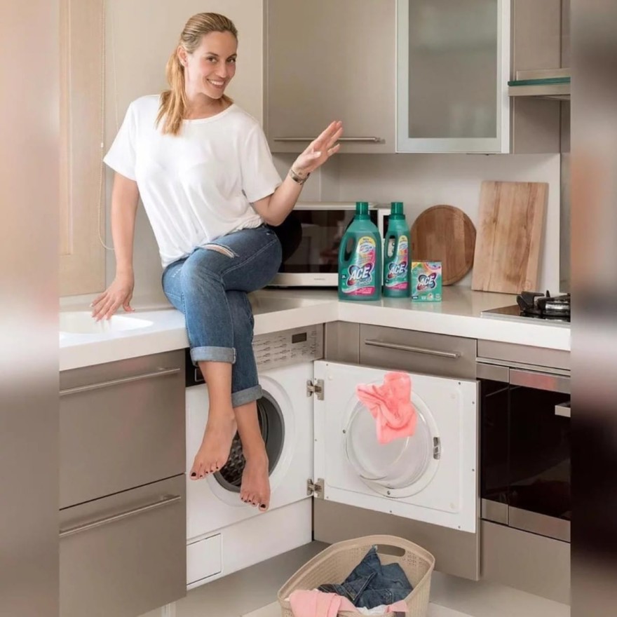 Φωτογραφίες από το σπίτι της Ελεονώρας Μελέτη και του Θοδωρή Μαροσούλη