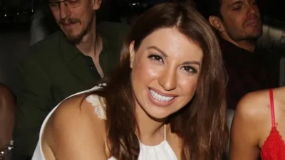 Μελίνα Μακρή: Η νέα ολόσωμη φωτογραφία της 1,5 μήνα μετά τον τοκετό