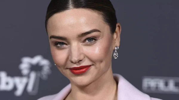 Νεανική όψη χωρίς ψεγάδι; Αυτός είναι ο τρόπος!