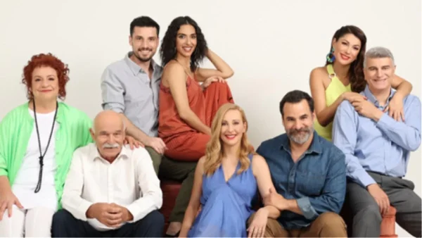 Μην αρχίζεις την μουρμούρα: Υπάρχουν φαντάσματα στο σπίτι της Βούλας και του Μηνά;