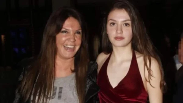 Η Βάνα Μπάρμπα με την κόρη της, Φαίδρα βρίσκονται ένα βήμα πριν πουν το "ναι" σε γνωστή εκπομπή