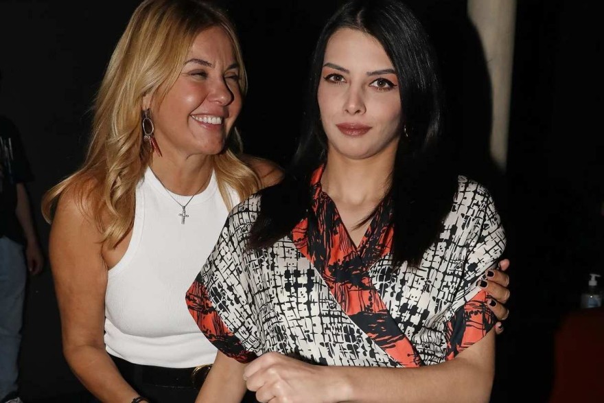 Η Χριστίνα Παππά με την Άννα Μπεζάν