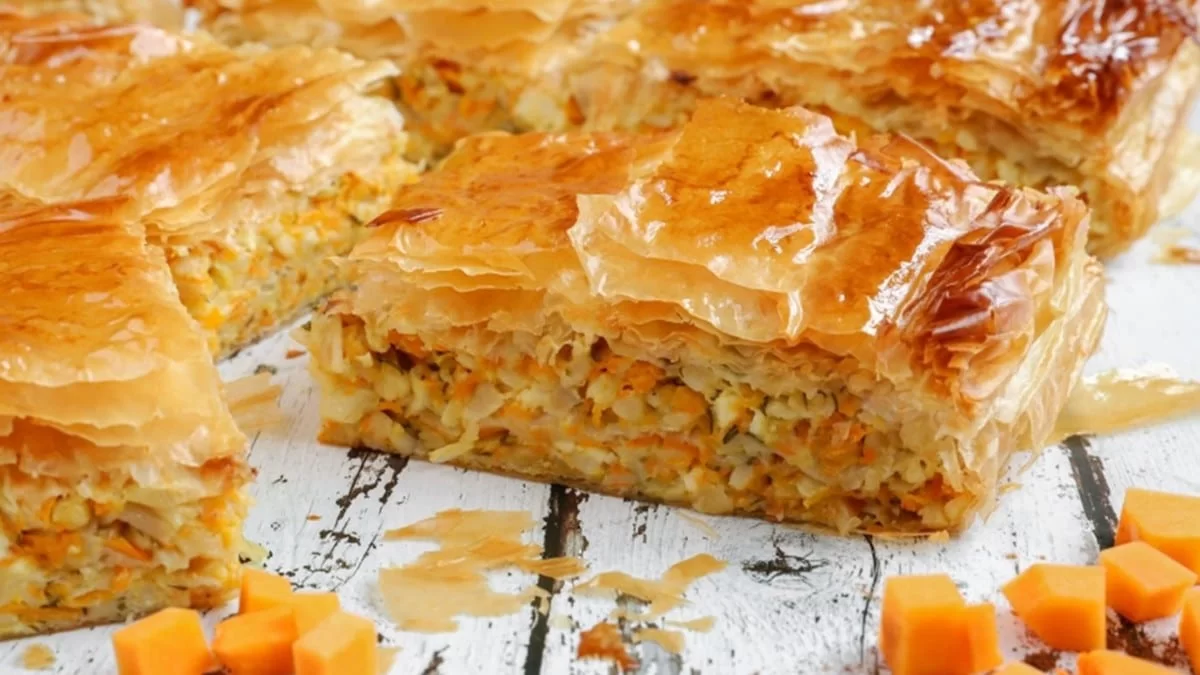 Καθαρά Δευτέρα: Θα σας λύσει τα χέρια η νηστίσιμη κολοκυθόπιτα - Είναι εύκολη και με λίγα υλικά