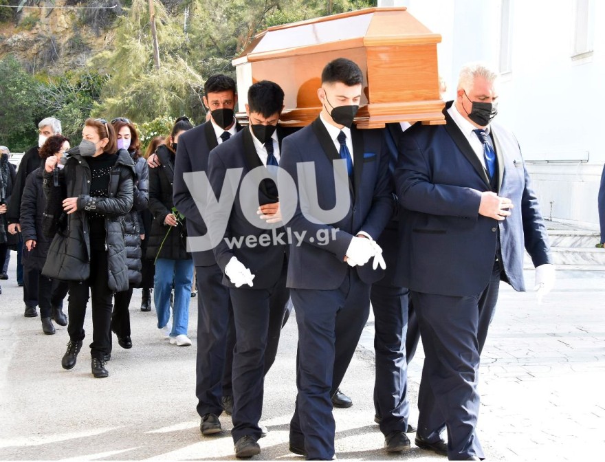 Η κηδεία της Όλγας Τουρνάκη