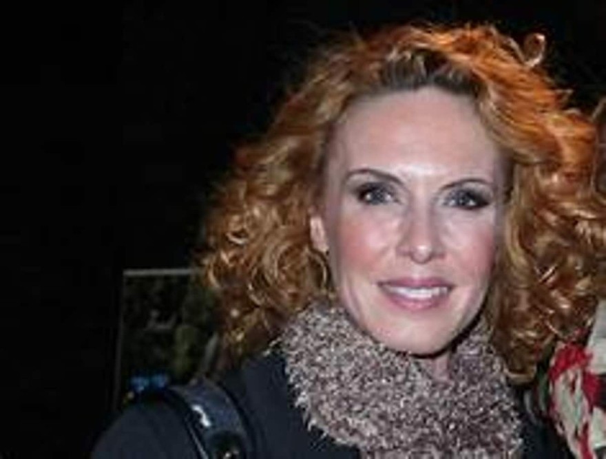 Eβελίνα Παπούλια