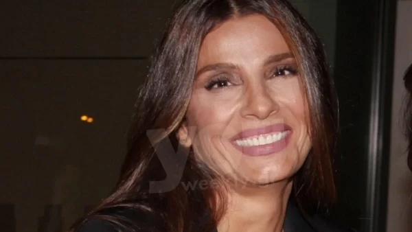 Με κοντά μαλλιά και μπούκλες - Αγνώριστη η Πόπη Τσαπανίδου στα 16 της