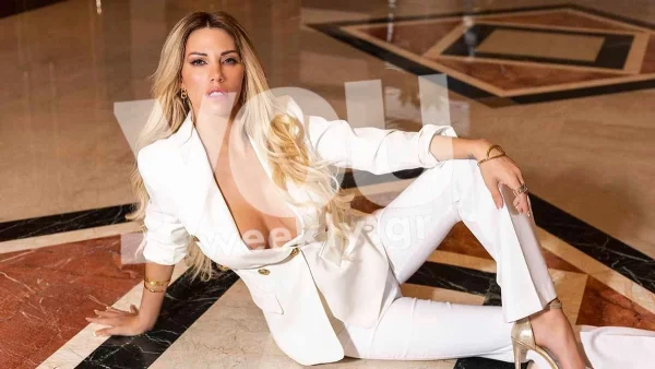 Άκρως αισθησιακό - Backstage βίντεο από την φωτογράφιση της Σάσας Μπάστα στο περιοδικό YOU