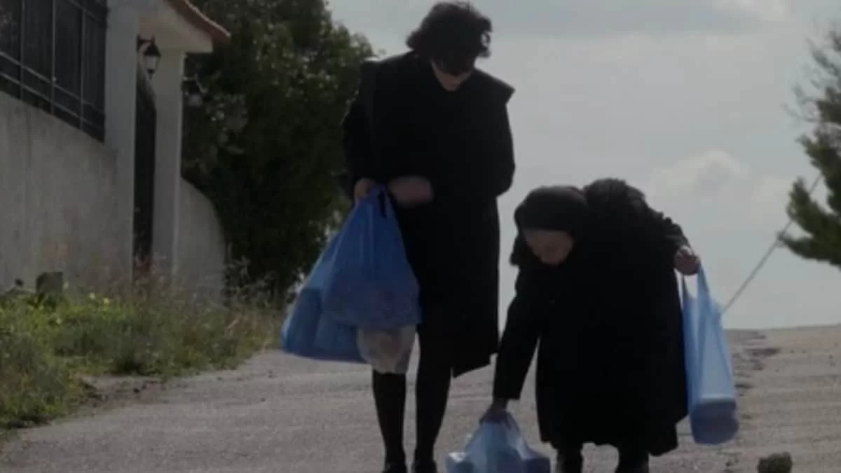 Σασμός: Η σκηνή της Βασιλικής με τη γιαγιά Ειρήνη που "λύγισε" το Twitter - Του έβαλε φωτιά