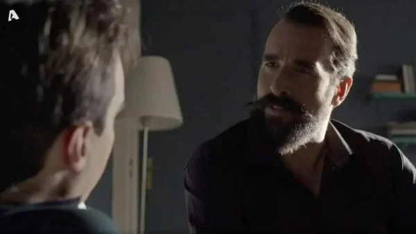 Σασμός: Το σκοτεινό παρελθόν του Στεφανή αποκαλύπτεται - Η Βασιλική χάνει τη γη κάτω από τα πόδια της