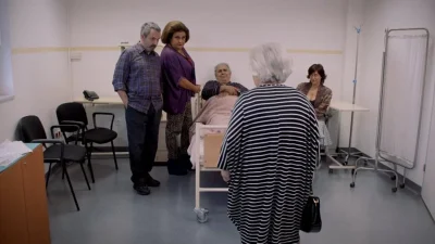 Συμπέθεροι από τα Τίρανα: Κλάμα στο Twitter με την αναφορά στην Ελένη Μενεγάκη