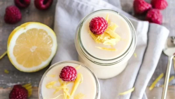 Πείτε αντίο στο λίπος - Το θαυματουργό ρόφημα με μέλι, λεμόνι και γιαούρτι