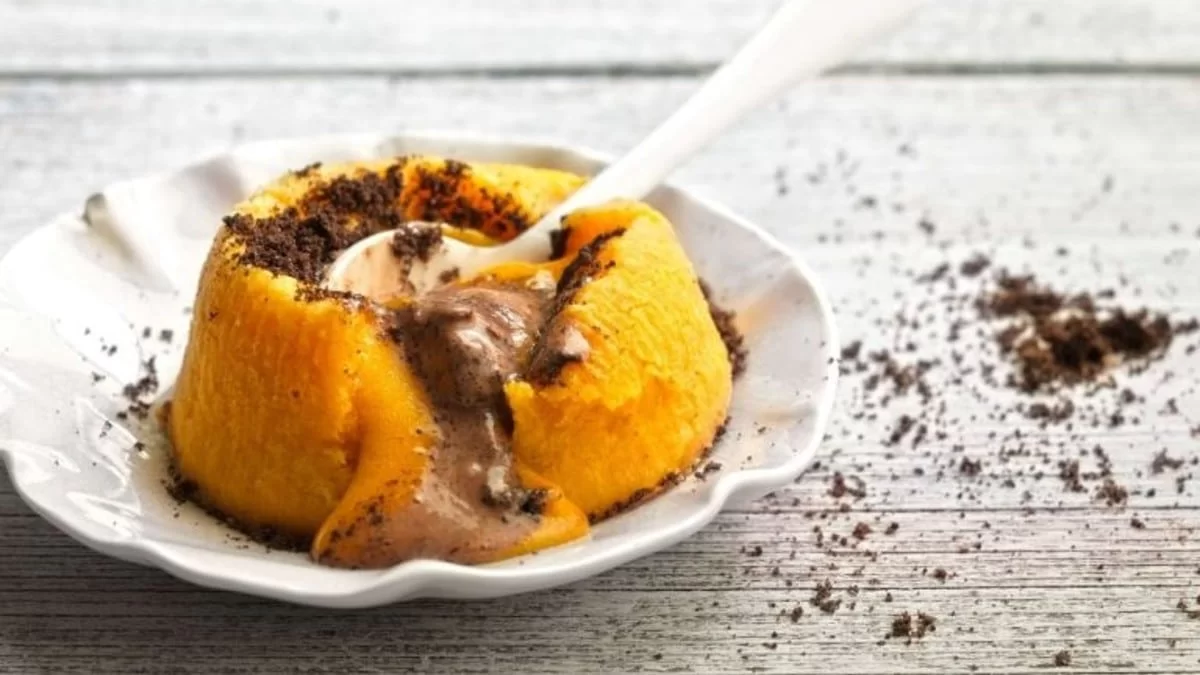 Θέλεις μόλις 10 λεπτά - Το απίστευτο σουφλέ πορτοκάλι της Αργυρώς Μπαρμπαρίγου