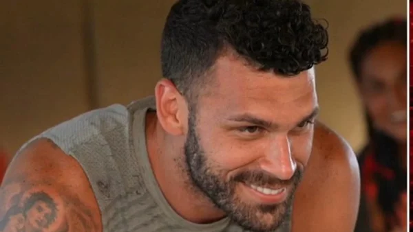 Survivor 5: Τι συμβαίνει ανάμεσα σε Στάθη Σχίζα και Αλεξάνδρα Παναγιώταρου; - Το αινιγματικό βίντεο