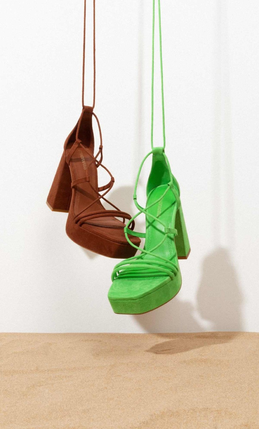 Τα πέδιλα από τα Stradivarius