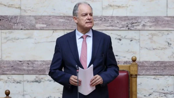 Θετικός στον κορωνοϊό βρέθηκε ο Πρόεδρος της Βουλής, Κωνσταντίνος Τασούλας