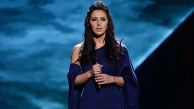 Πόλεμος Ουκρανία: «Που είναι ο μπαμπάς;» - Κατέρρευσε η νικήτρια της Eurovision Τζαμάλα