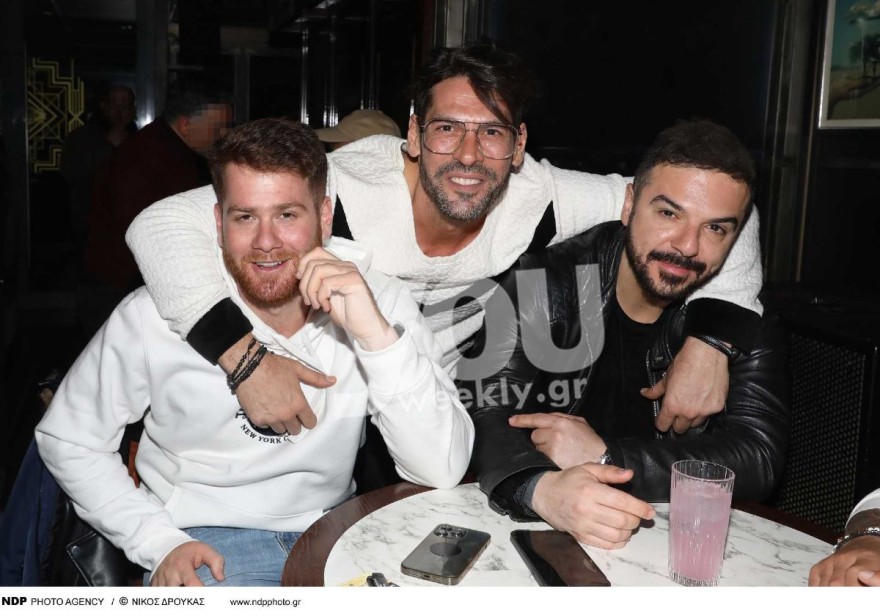 Ο Τζέιμς Καφετζής, ο Σπαλιάρας και ο Τριαντάφυλλος