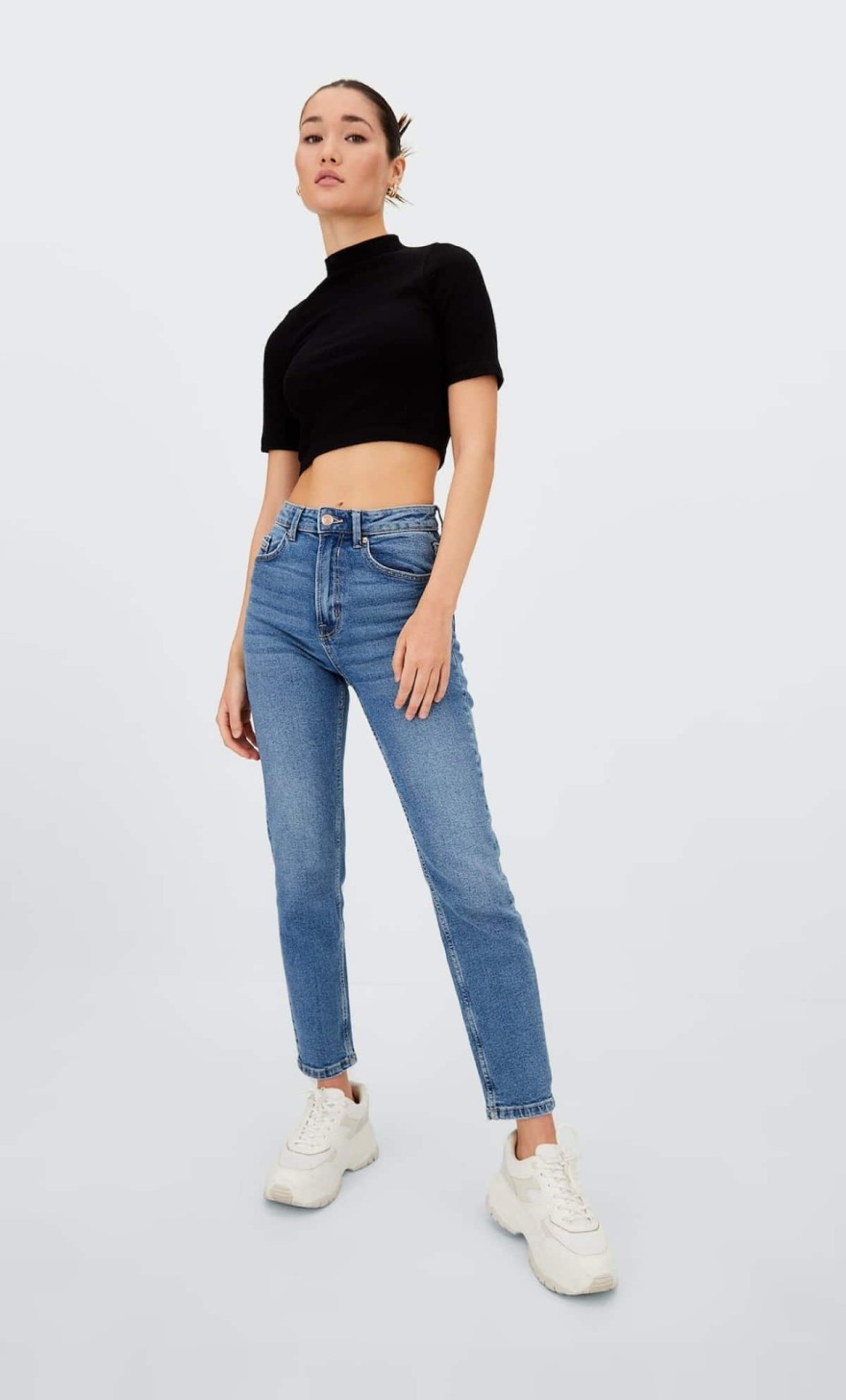 Το ιδανικό jean από τα Stradivarius