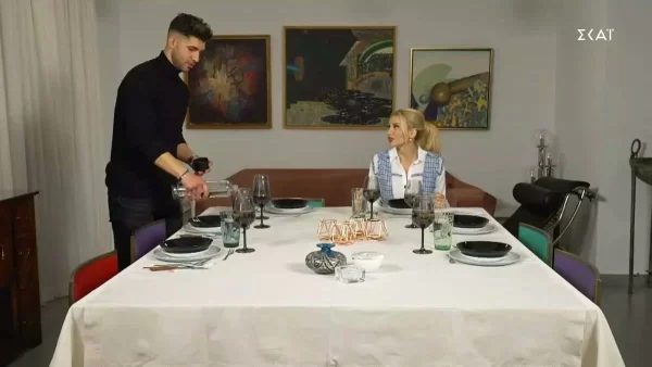 Κάτι Ξαναψήνεται: Το Τwitter ''σταύρωσε'' την παίκτρια που είναι ανειλικρινής - «Έχει φάει μέχρι και τα έπιπλα...»