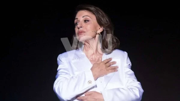 Την πούλησε έναντι 1.000.000 ευρώ - Φωτογραφίες από την υπερπολυτελή βίλα της Χάρις Αλεξίου στα Βόρεια Προάστια