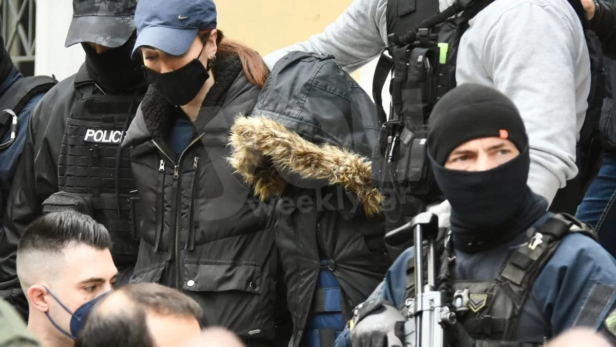 Πάτρα: "Πάντα υπάρχει μια κ@@@λα που..." - Οι αναρτήσεις που "καίνε" την Πισπιρίγκου