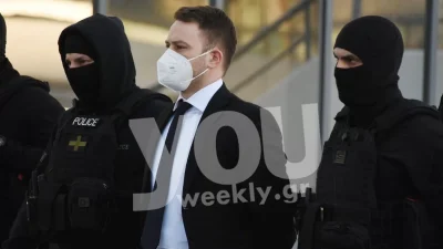 Γλυκά Νερά: «Γιατί το έκανες αυτό;» - Οργισμένη η γειτόνισσα του Μπάμπη Αναγνωστόπουλου