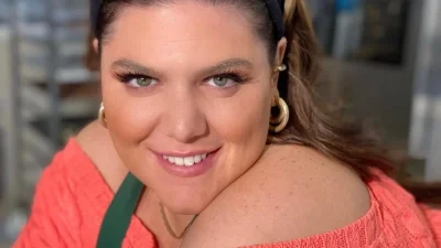 Ξυπόλητη στη φύση και χωρίς ίχνος μακιγιάζ - Το πραγματικό πρόσωπο της Δανάης Μπάρκα