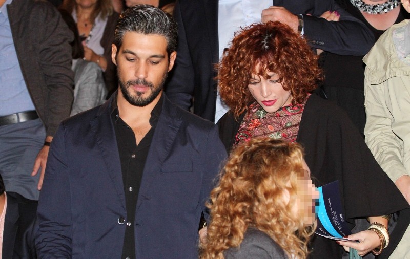 Η Μαίρη Συνατσακη μας προτείνει: Αυτό είναι το απόλυτο χτένισμα για την Πρωτοχρονιά!