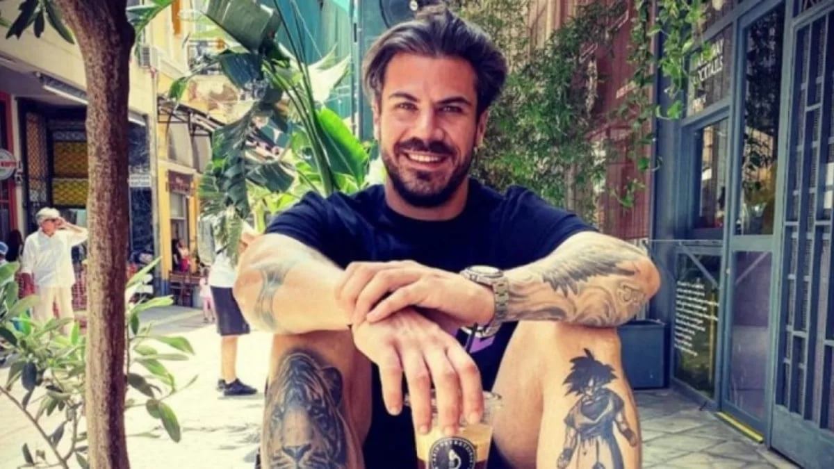 Μαθεύτηκε πως... -Σούσουρο στους διαδρόμους του ALPHA με τον Άκη Πετρετζίκη