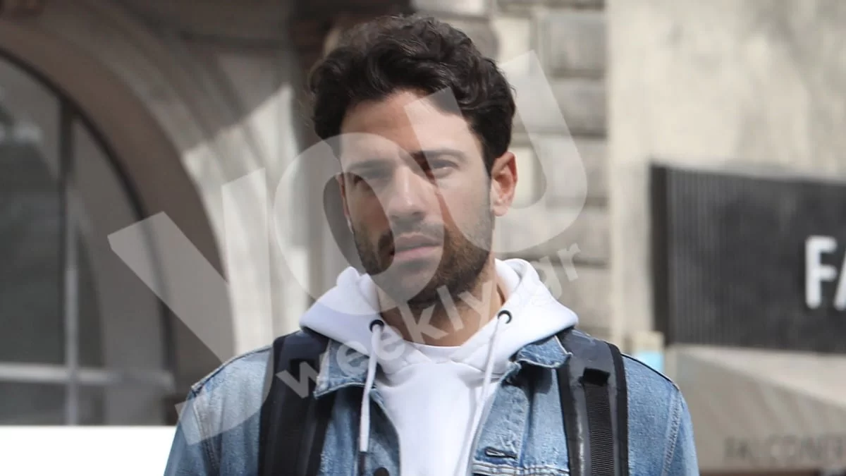 Χαλαρός και άνετος με αθλητικό look - Τράβηξε όλα τα βλέμματα ο Αργυρός στο κέντρο της Αθήνας