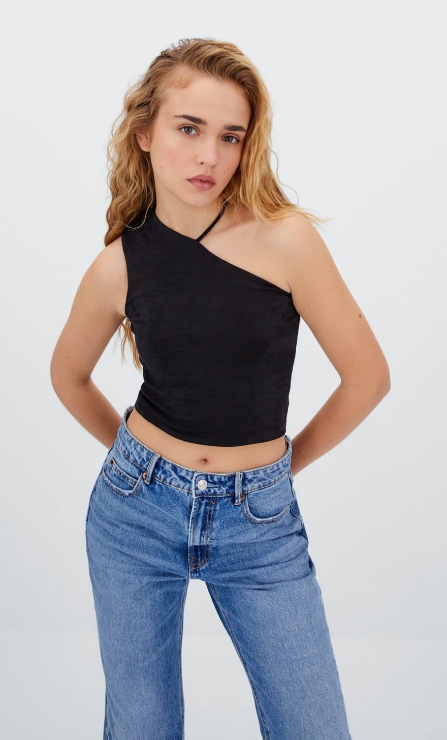 Μαύρη ασύμμετρη μπλούζα από τα Stradivarius