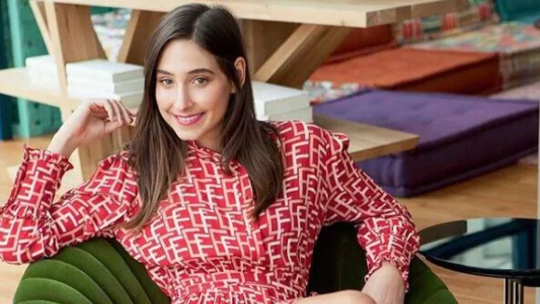 Η γλυκιά ανάρτηση της Φωτεινής Αθερίδου - Μπαμπάς και γιος ποζάρουν αγκαλιά