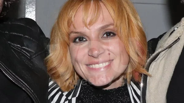 Ποιος χωρισμός; Ερωτευμένοι στα στενά της Μυκόνου Ελεονώρα Ζουγανέλη - Σπύρος Δημητρίου