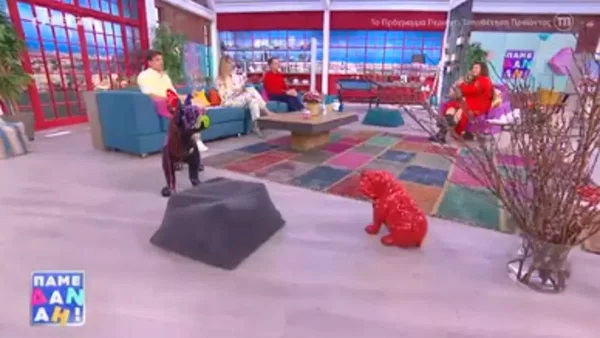 Η Μπάρκα έκανε έναρξη στο Πάμε Δανάη με μια έκπληξη στην αγκαλιά της - Ξετρελάθηκε το πάνελ