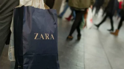 Πάσχα: Ξεκινούν οι ανοιξιάτικες εκπτώσεις - Ποιες Κυριακές θα λειτουργήσουν τα καταστήματα