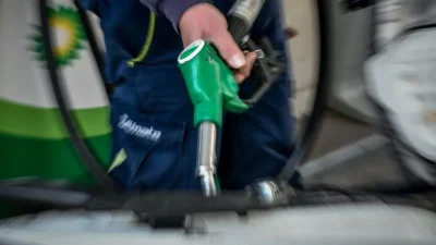 Επίδομα καυσίμου: Ανοίγει για όλα τα ΑΦΜ η πλατφόρμα - Που θα πιστωθούν τα χρήματα;