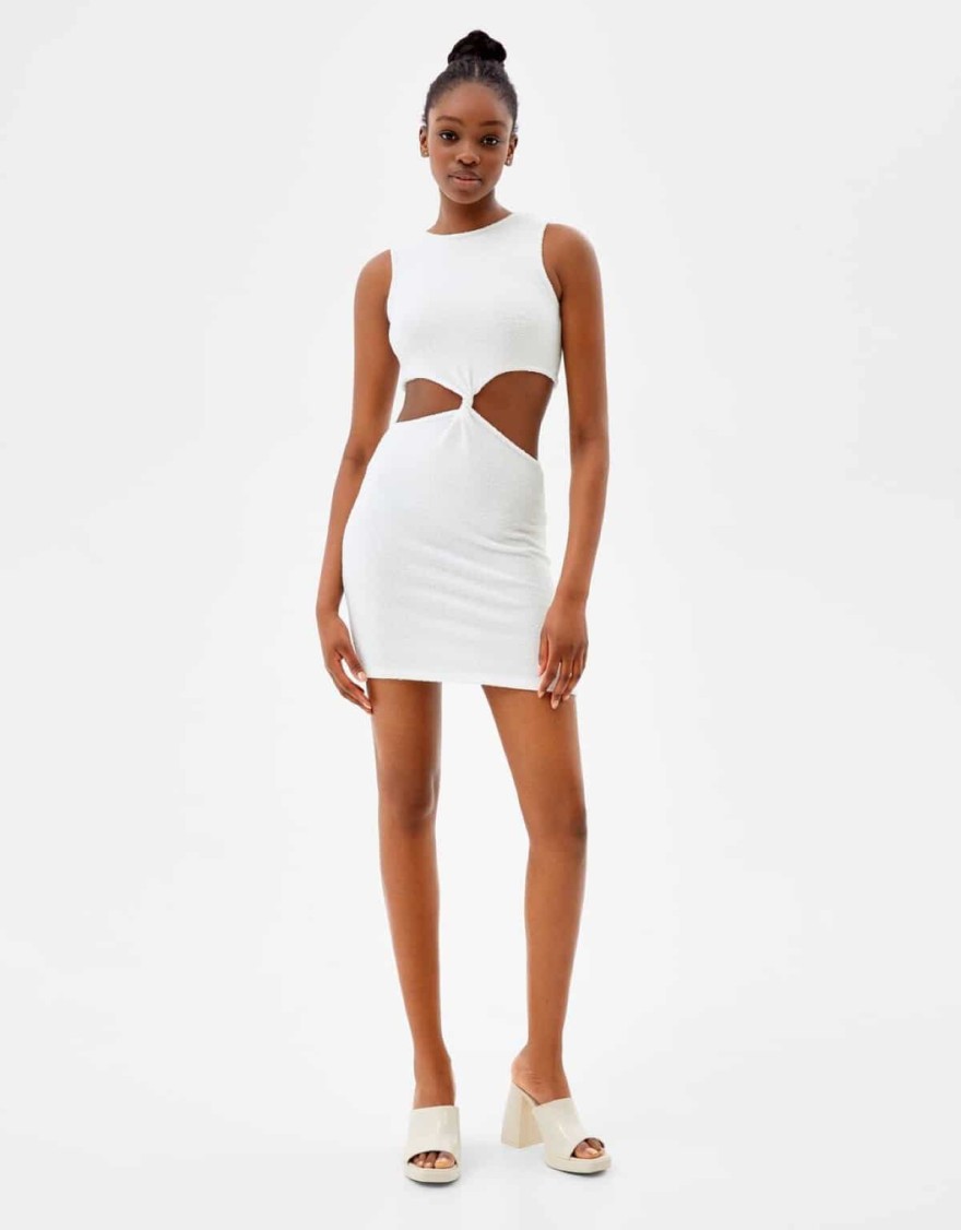 Σύνολο από τα Bershka