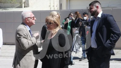 Απαρηγόρητη η σύντροφος του Γιώργου Καραϊβάζ - «Ήταν ένα έγκλημα κατά της δημοσιογραφίας»