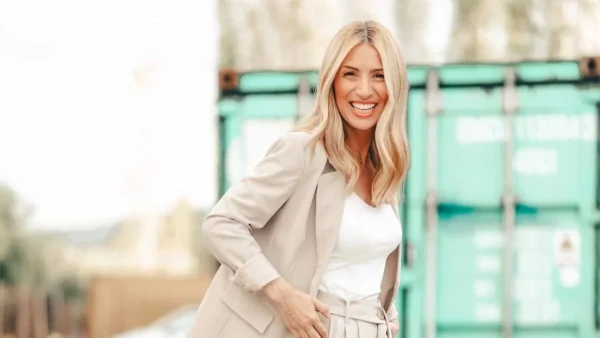 Μαρία Ηλιάκη: Μας δείχνει το σώμα της 11 μήνες μετά την εγκυμοσύνη - Γέμισε σχόλια η φωτογραφία