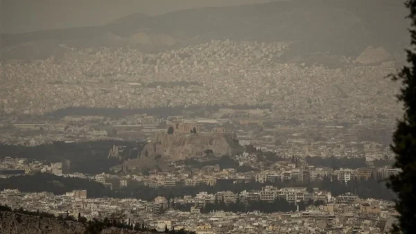 Λασποβροχές και αφρικανική σκόνη μέχρι και την Μ. Τετάρτη - Τι καιρό θα κάνει το Πάσχα;