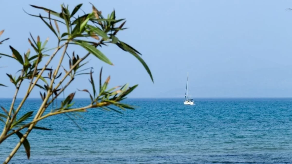 Καιρός 3/4: Υψηλές θερμοκρασίες αλλά με αρκετή συννεφιά