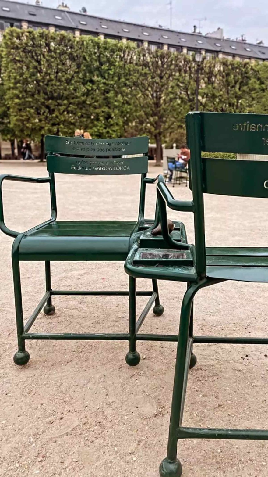 Ταξίδι στο εξωτερικό για την Κατερίνα Καραβάτου