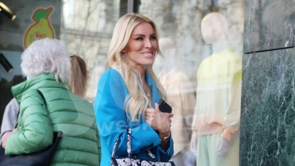 Έμοιαζε με σταρ του Χόλιγουντ - Η φωτογραφία του μπαμπά της Καινούργιου από το παρελθόν