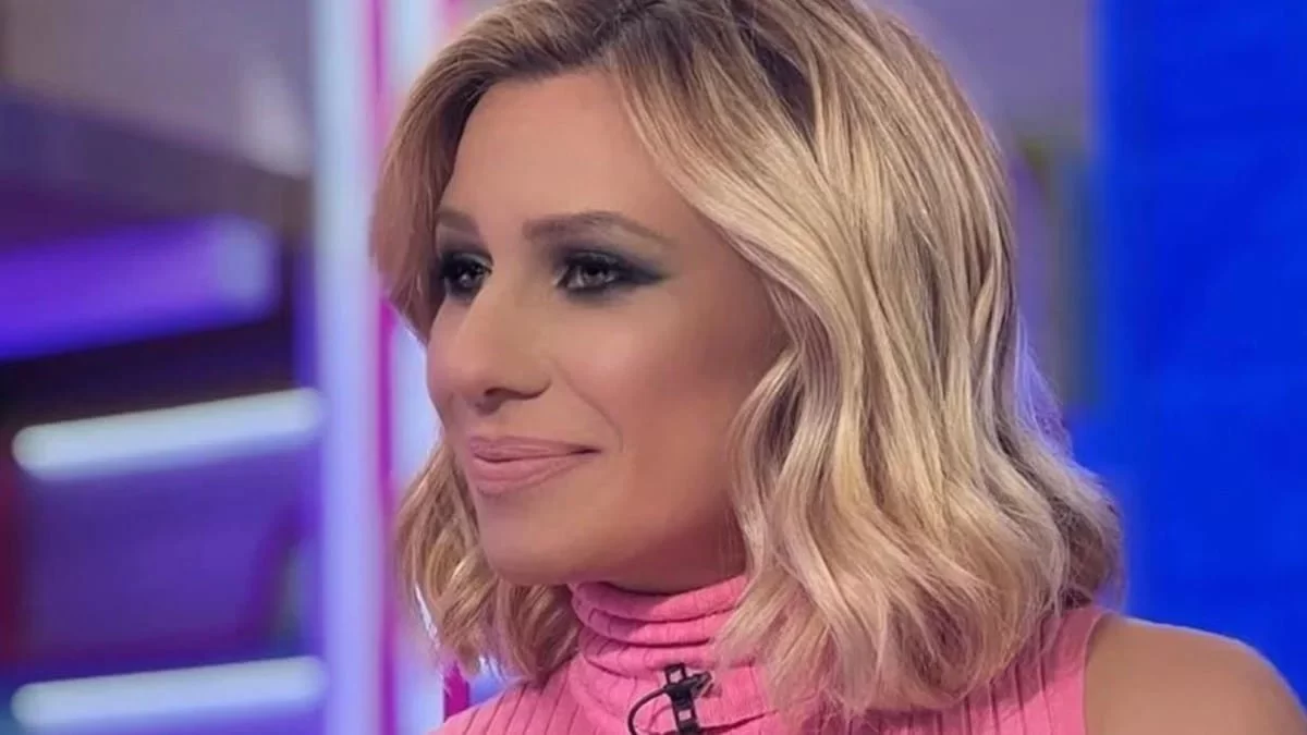 Ολόκληρη ζούγκλα - Ο φαντασμαγορικός κήπος στο σπίτι της Κατερίνας Καραβάτου