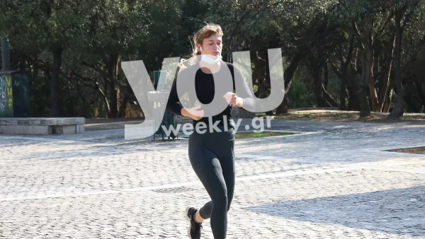 Αποχωρίστηκε τα πλούσια μακριά της μαλλιά η Κλέλια Ανδριολάτου - Δείτε το νέο της λουκ