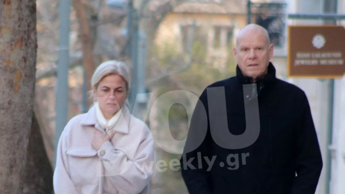 Χριστίνα Κοντοβά - Τζώνη Καλημέρης: Αποκλειστικές φωτογραφίες από την οικογενειακή βόλτα με την κόρη τους Αda